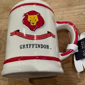 NWT Harry Potter Rae Dunn double sided Gryffindor Crest Stein Mug